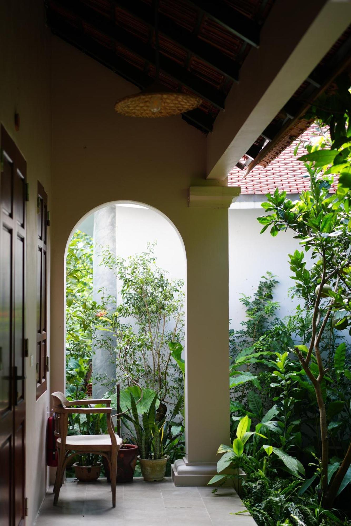 Nha Lua Homestay Ниньбинь Экстерьер фото