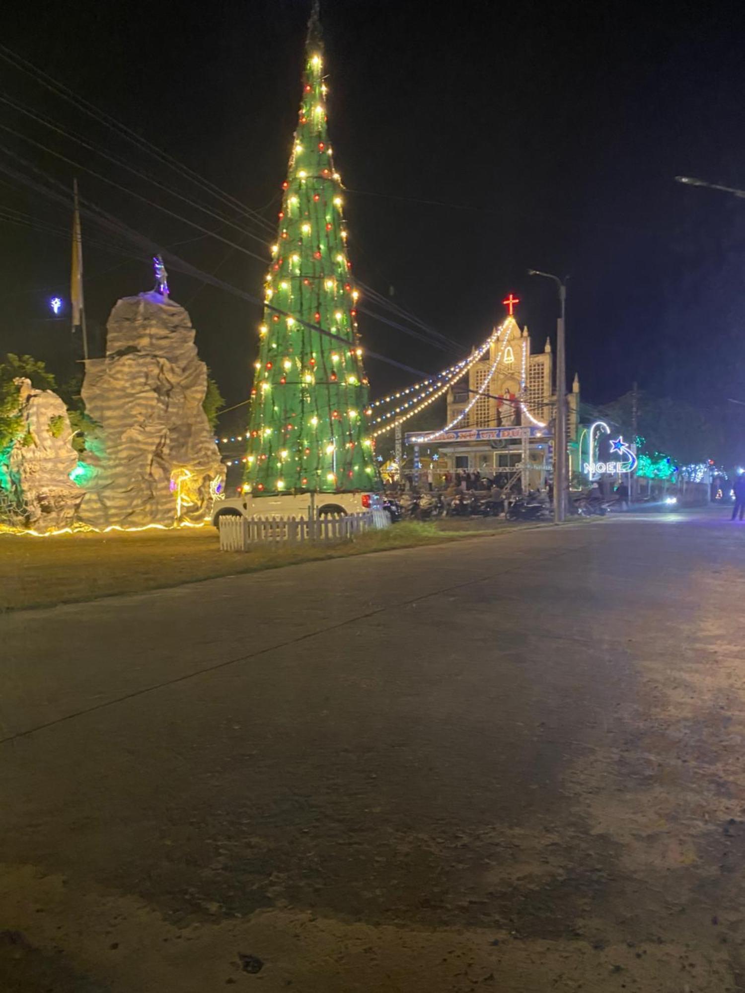 Nha Lua Homestay Ниньбинь Экстерьер фото